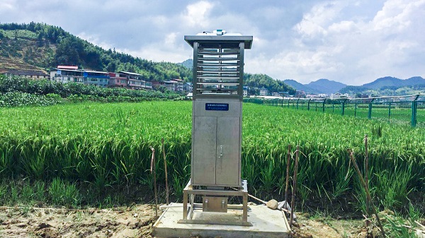 病蟲害監(jiān)測預警系統(tǒng)助