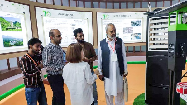 �n�L(zh��ng)�x���L(zh��ng)�P(gu��n)ע��a(ch��n)�I(y��)�l(f��)չ �������r(n��ng)���g(sh��)���Ƈ�(gu��)��ǰ��