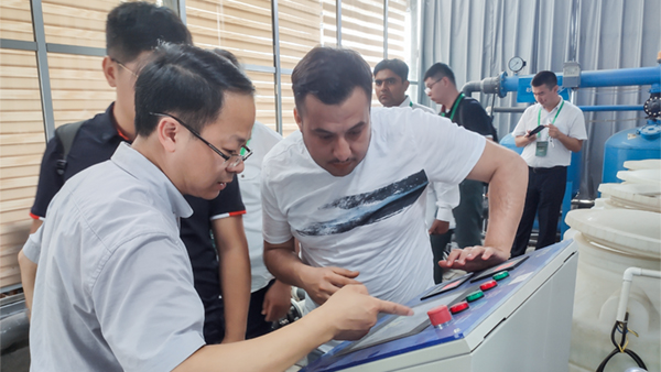 托普云農(nóng)向FAO與多國(guó)官員推介中國(guó)數(shù)字農(nóng)業(yè)技術(shù)