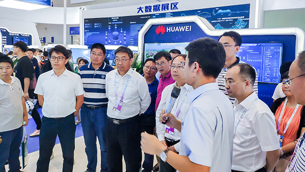 牽手華為，托普云農(nóng)產(chǎn)業(yè)化應(yīng)用亮相重慶智博會