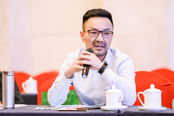 浙江托普云農(nóng)科技股份有限公司董事長(zhǎng)陳渝陽(yáng)